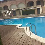 La Luna House *