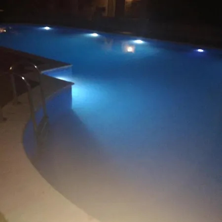 La Luna House