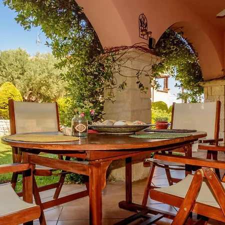 La Luna House Pefkochori