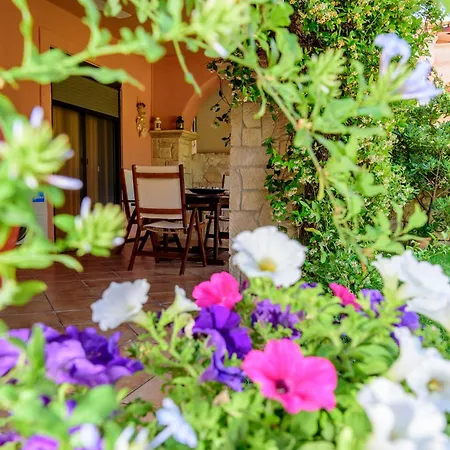 La Luna House דירה