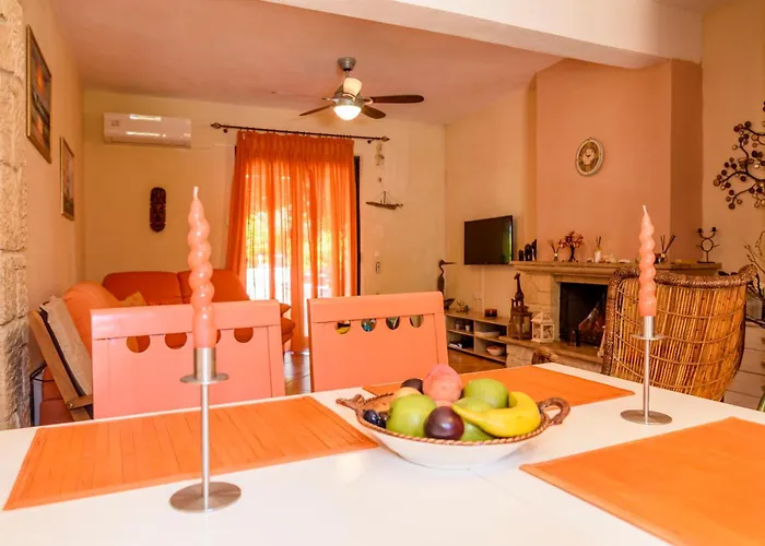 La Luna House * Pefkochori