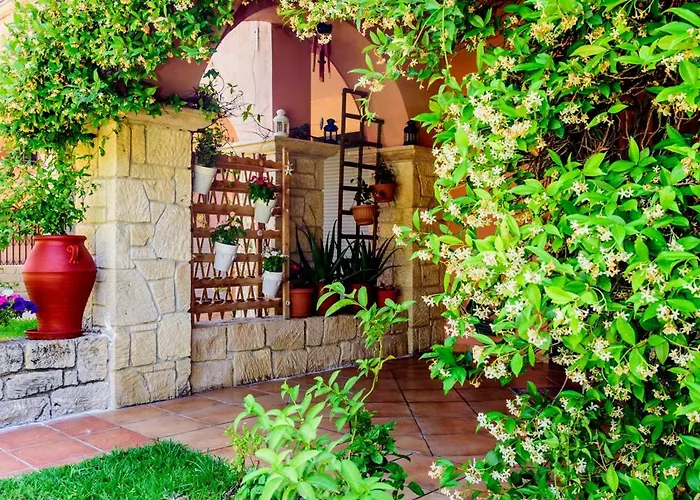 La Luna House * Pefkochori